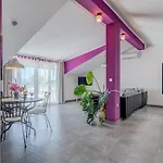 Apartment Deepwater