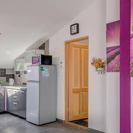 Deepwater Apartmán Slatine